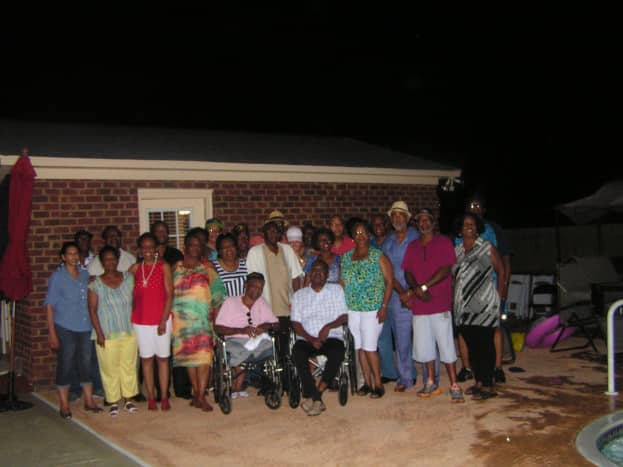 Classmates of the 1971 and 1972 Classes gathered for a quick photo on Friday evening. 