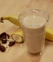 Date-Banana Smoothies