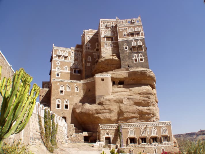 unusual-homes-and-unique-real-estate.jpg