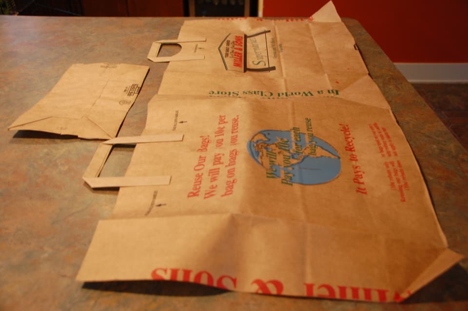 How to Make Portfolios From Brown Paper Bags - FeltMagnet