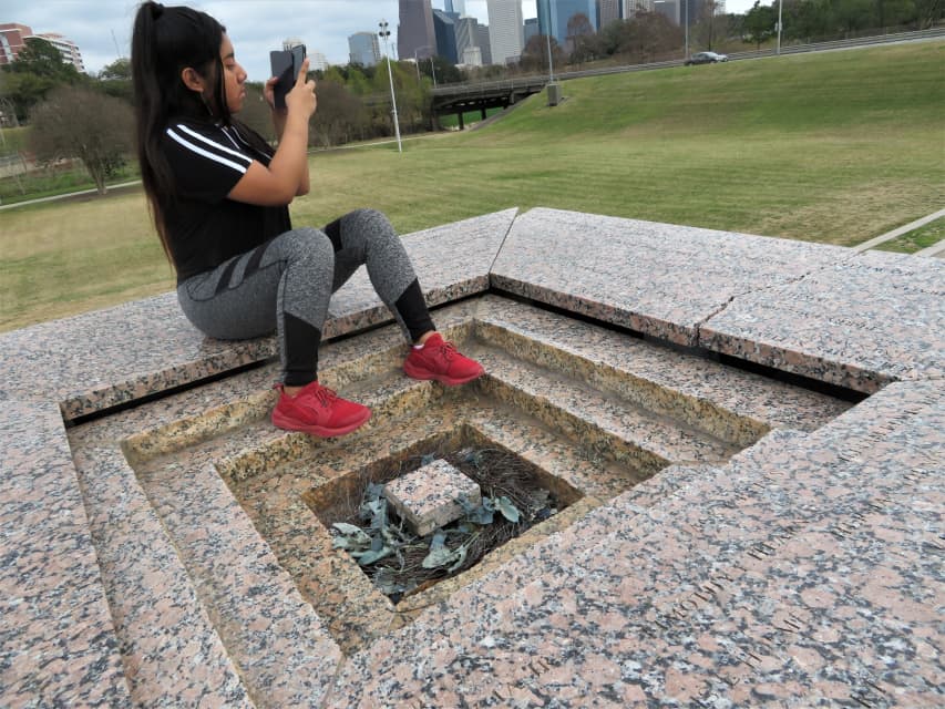 Visiting the Houston Police Officers' Memorial (With Photos) - WanderWisdom