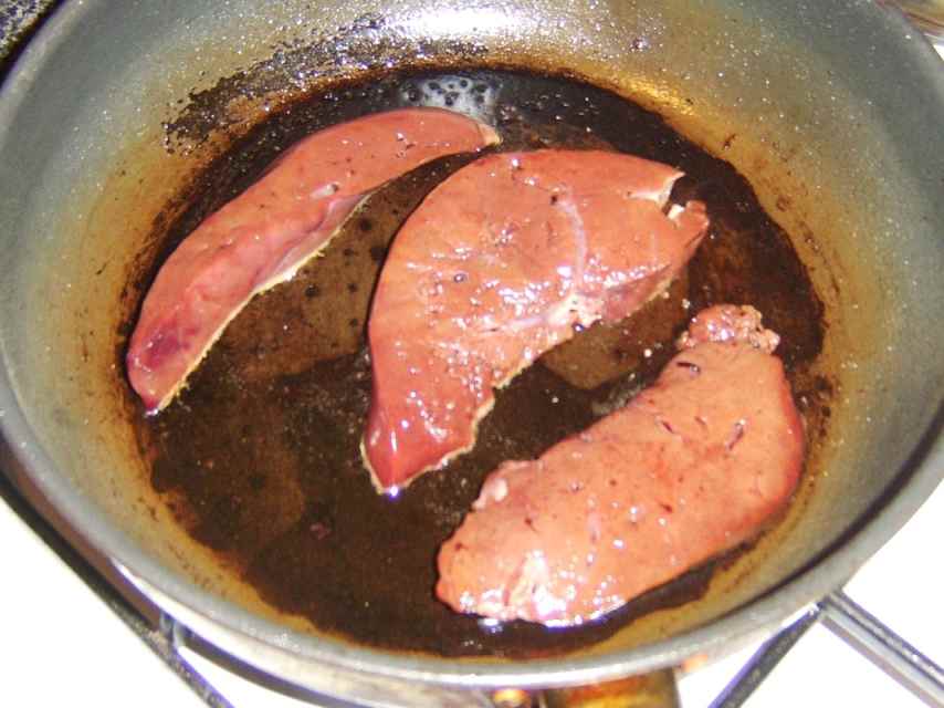 Pan Fried Lambs Heart and Liver with Onion Gravy, Bacon and Mash HubPages