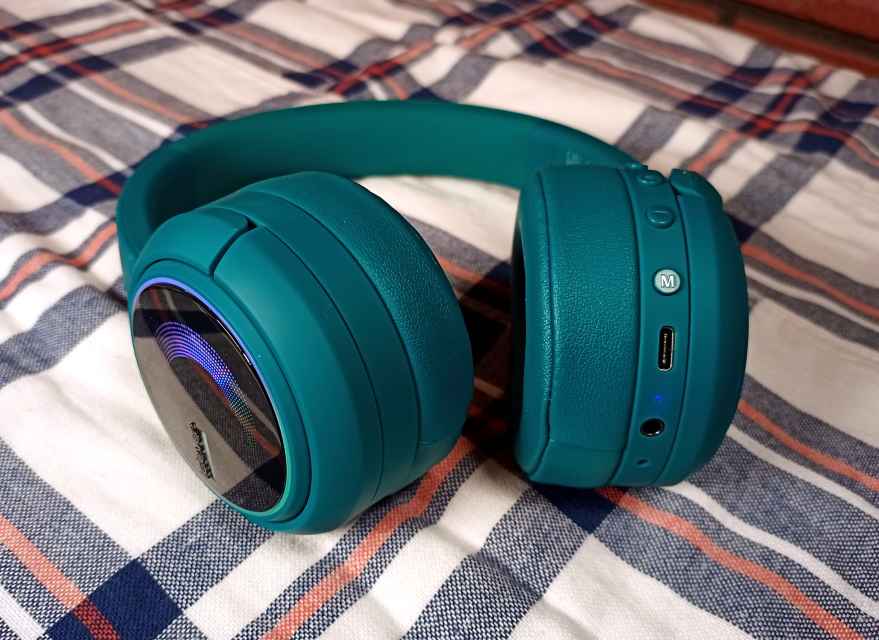 Review of the Iclever Bth15 Bluetooth Wireless Headphones TurboFuture