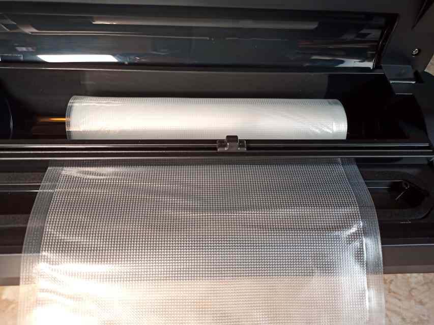 Review of the Omote OM1205 Vacuum Sealer Delishably