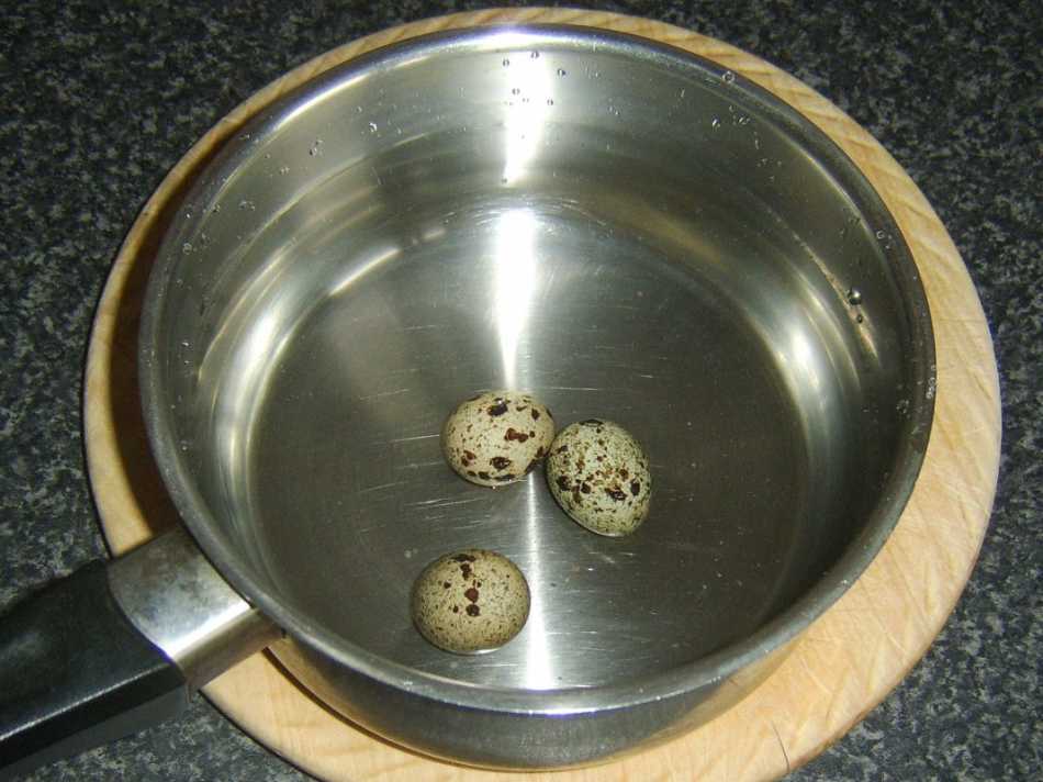 How to Cook Quails Eggs (With Recipes) Delishably