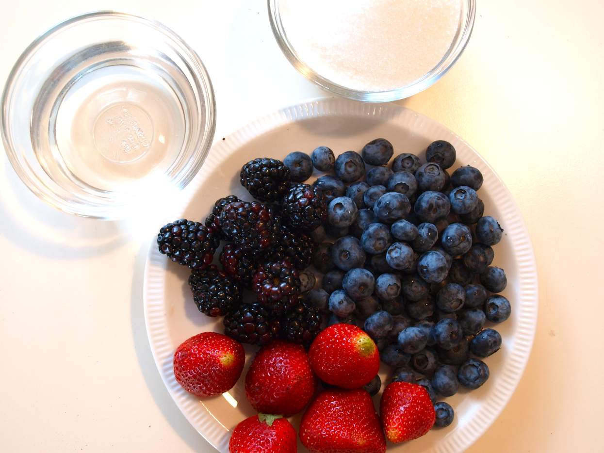 How to Make a Fruit Coulis Delishably Food and Drink