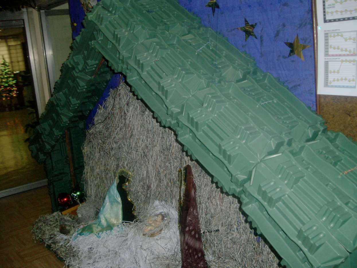 Mangers or Nativity Scene Displays Using Recycled Papers and Materials Holidappy