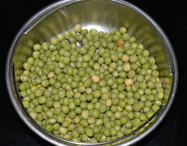 How To Make Dried Green Pea Curry Delishably Food And Drink