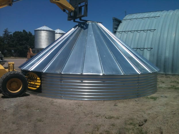 How to Build a Grain Bin--Roof, Peak Ring, Lid, Safety Ring, and Roof ...