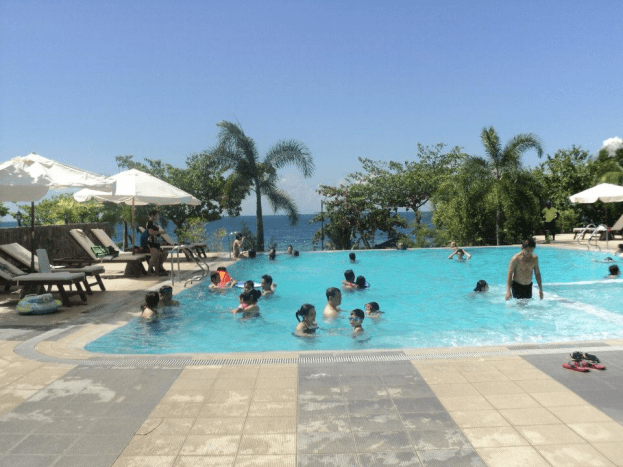 Palm Beach Resort's Infinity Pool