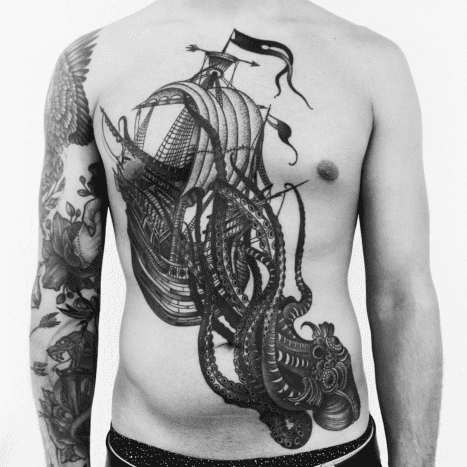 Kraken tattoo by Oleksandra Riabichko @oleksas.tattoos of Munich, Germany