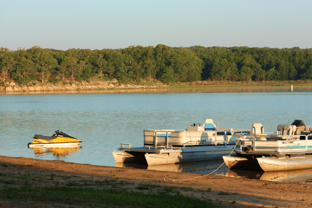 come-visit-beautiful-lake-murray-state-park-in-southern-oklahoma