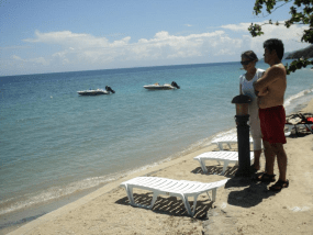 Una Parte della Lunga Laiya Spiaggia