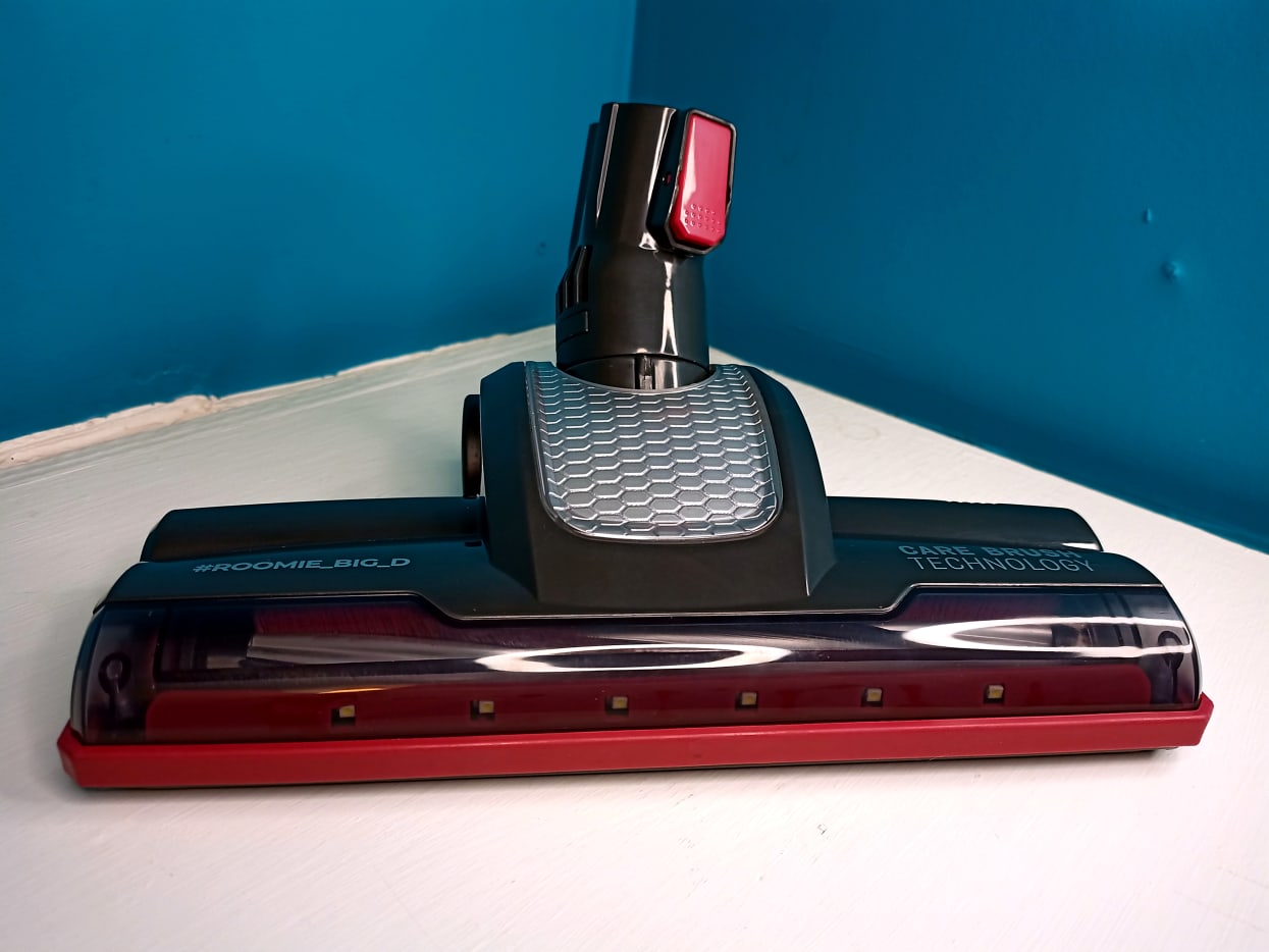 Roomie Tec Corded Stick Vacuum With HEPA Filter - 450W Powerful Suction Bagless Portable Handheld For Carpet Stairs Large Dust Capacity 20ft Cable Wall Mount Storage