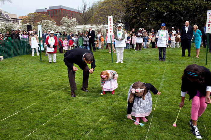 barack obama egg rolling on the white house lawn