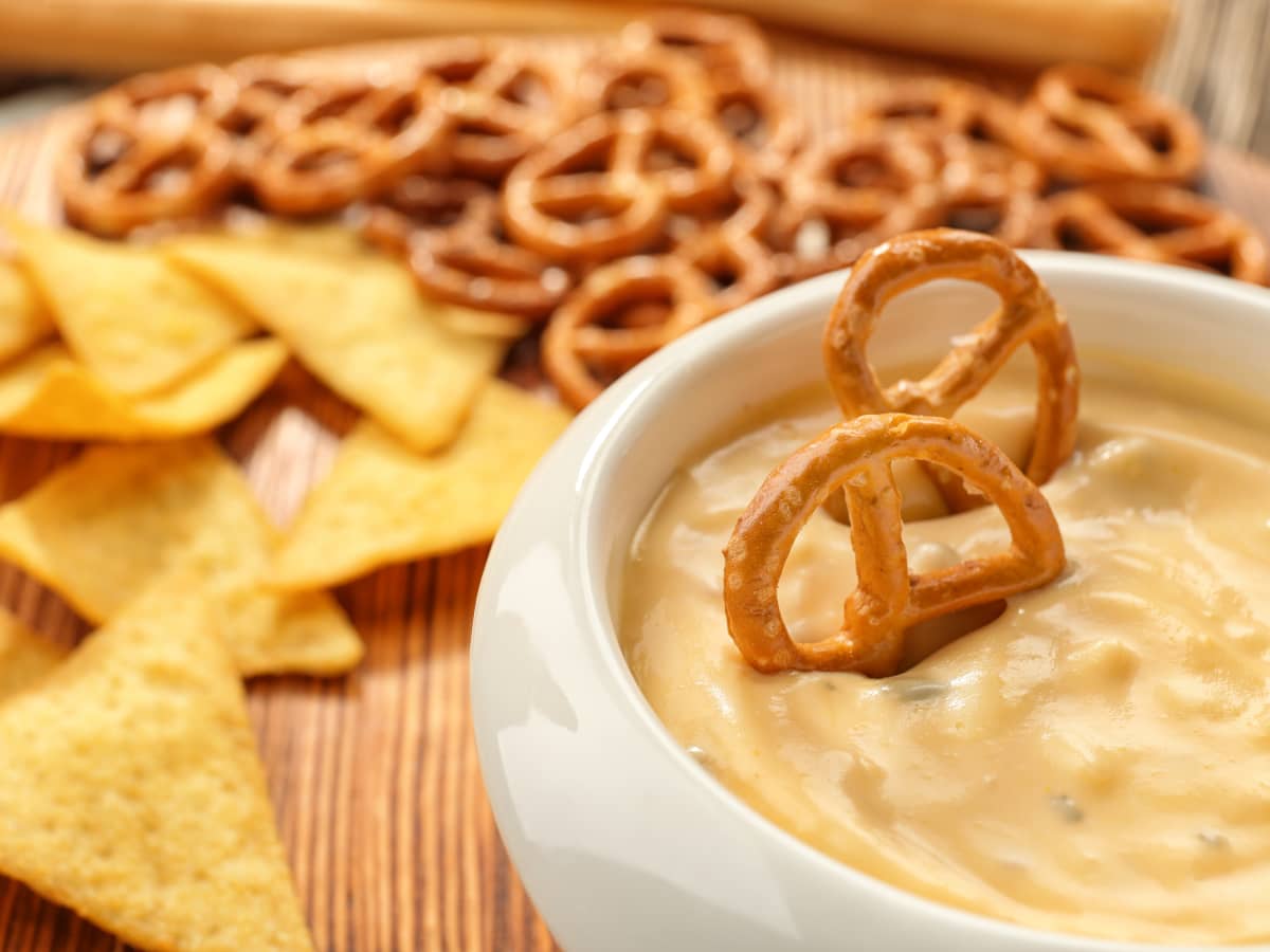 3 Easy Pretzel Dip Recipes - Fab Everyday