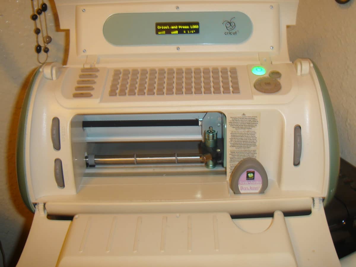 Cricut Create Die Cut Craft Cutting Machine CRV20001 Tested/Works Excellent  Cond