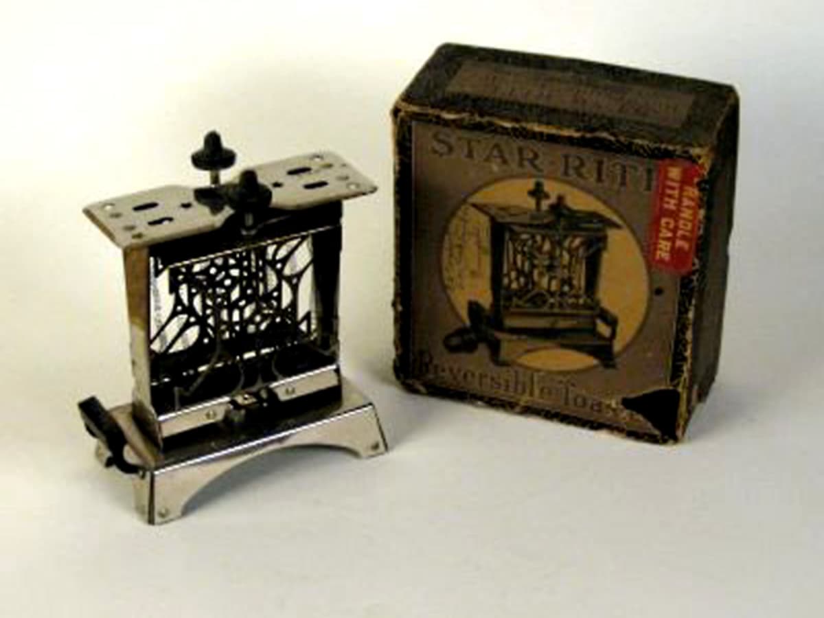 Vintage Toasters: How These Small Wonders Have Evolved Over the Years -  Rare Historical Photos