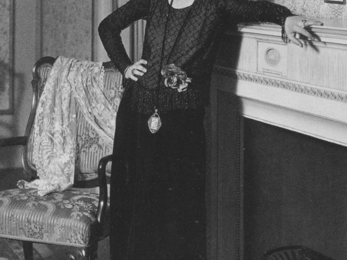 Women's Fashion During WWI: 1914–1920 - Bellatory