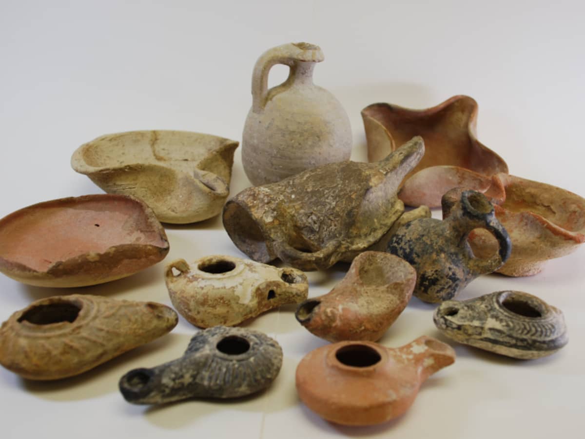 Pottery, Ceramics, Stoneware and Porcelain - A Brief Explanation