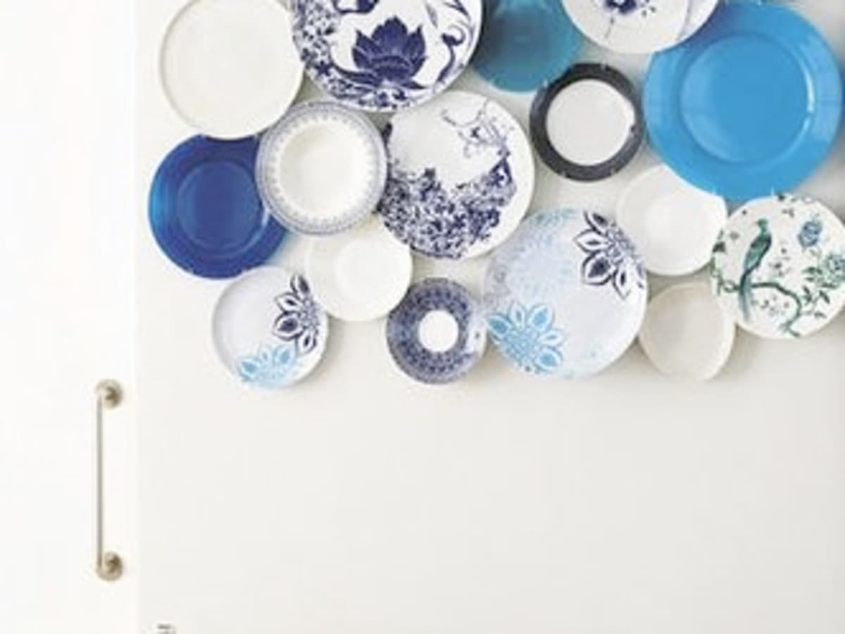 Decorating With Plates Using Dinner Plates To Decorate Your Walls Dengarden