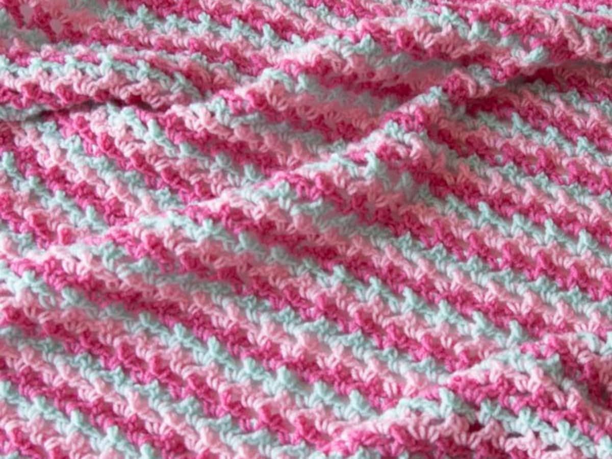 Granny Squares Blanket - Free Crochet Pattern - GoodKnit Kisses