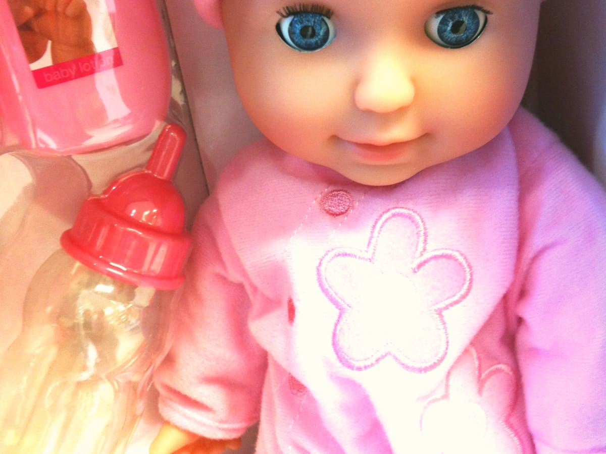 50 Cute Doll Names - WeHaveKids