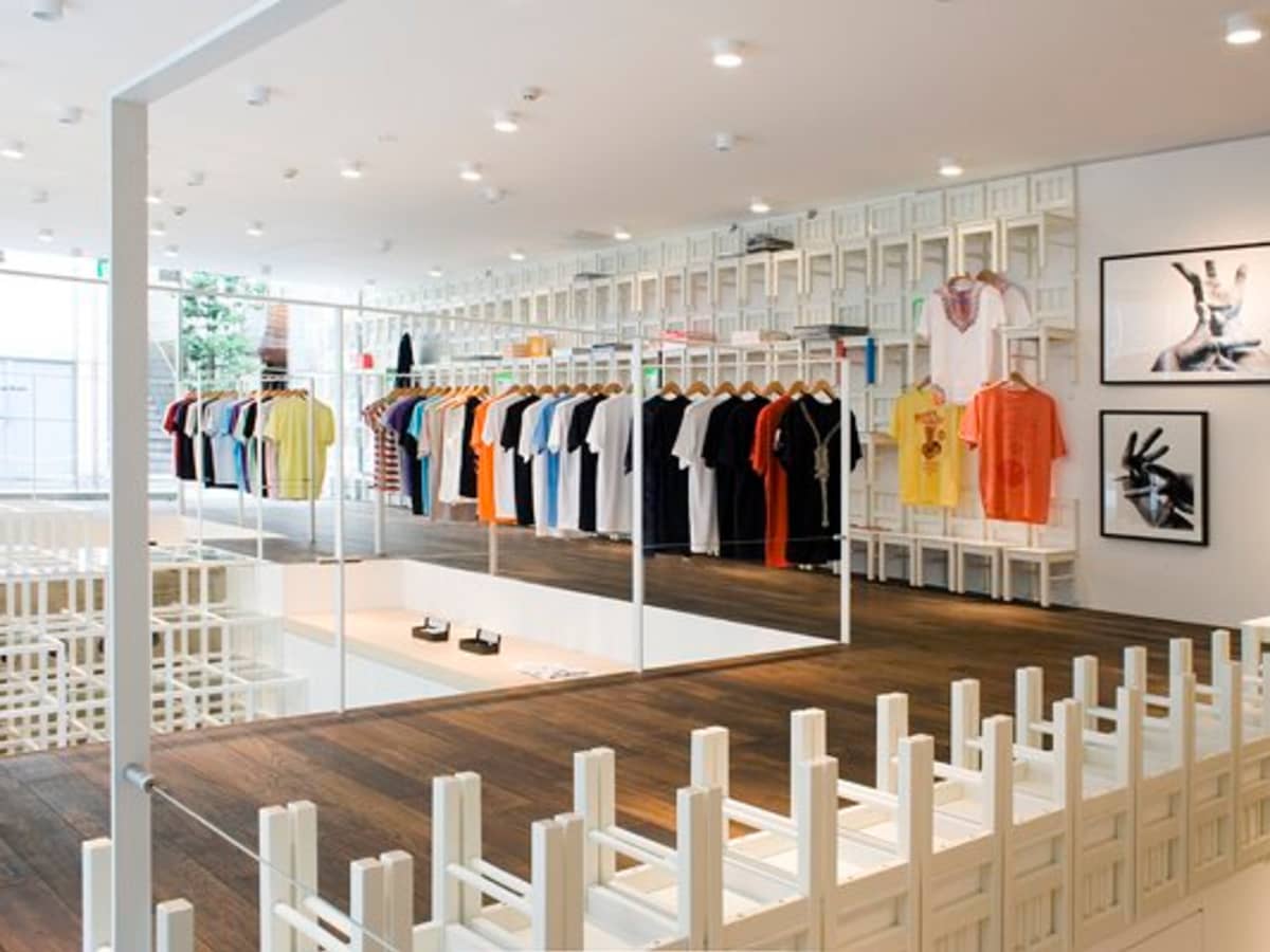 clothing's store's Street Cube Street Wear in specifics, Ligovskiy