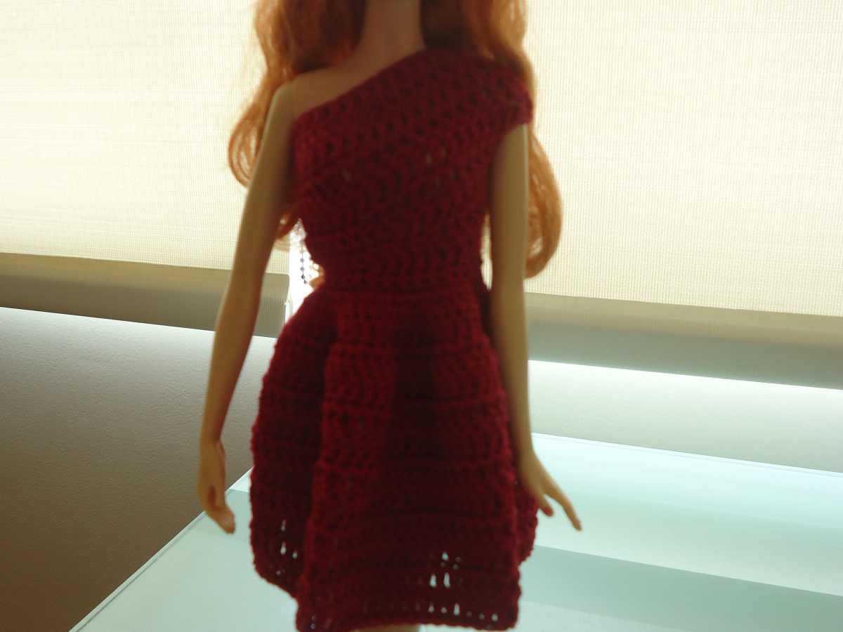 white christmas dresses Lime Crochet Lace One Shoulder Short Sleeve Midi Dress main image 0