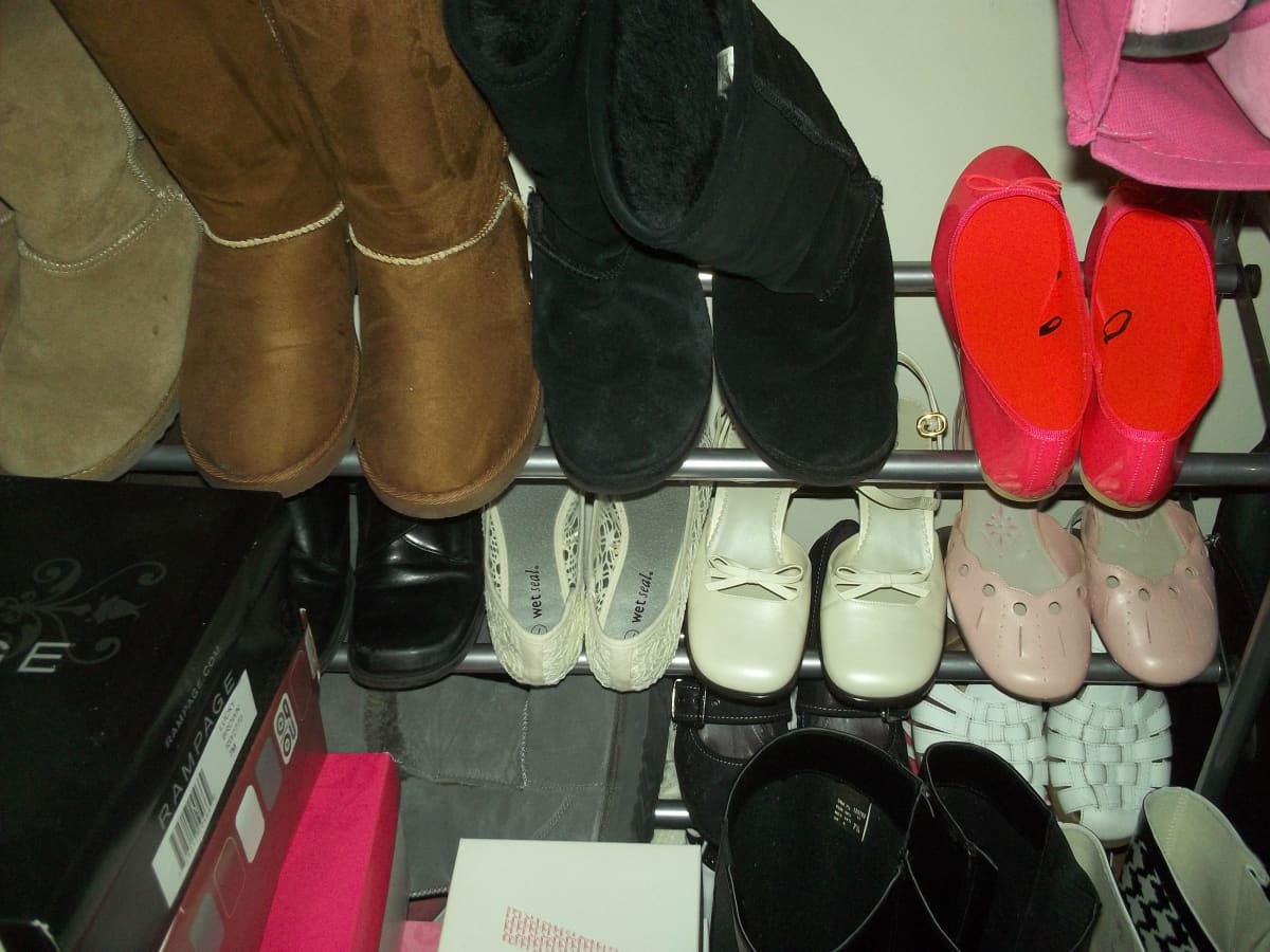 Organize shoes: 10 top tactics to keep footwear neat