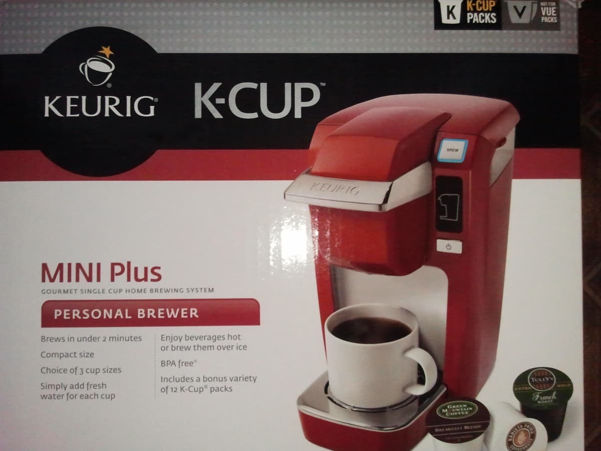 Best Buy: Keurig K10 Mini Single-Serve Brewer Pink 57089