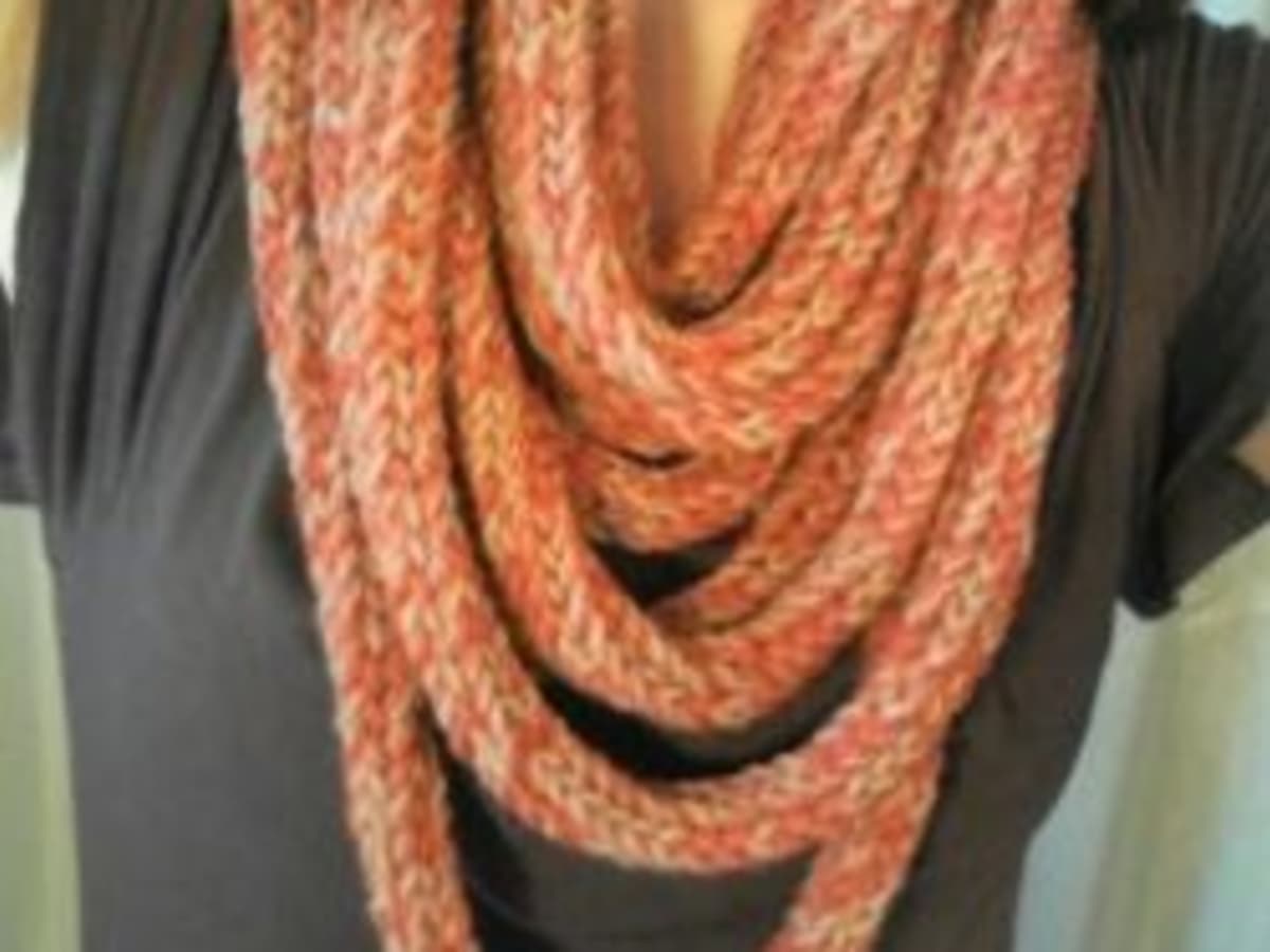 Tutorial Spool Knitted Infinity Scarf