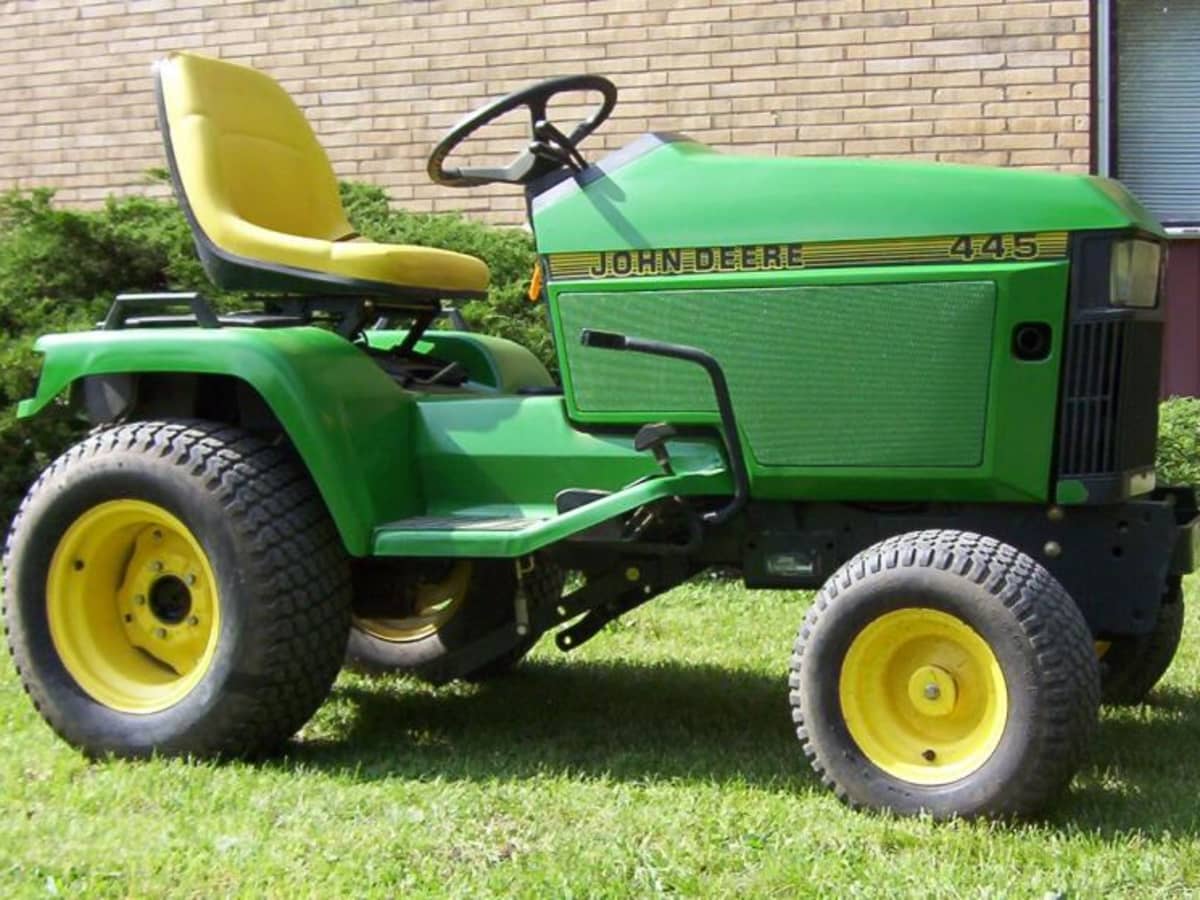 Troubleshooting a John Deere 445 Garden Tractor - Dengarden