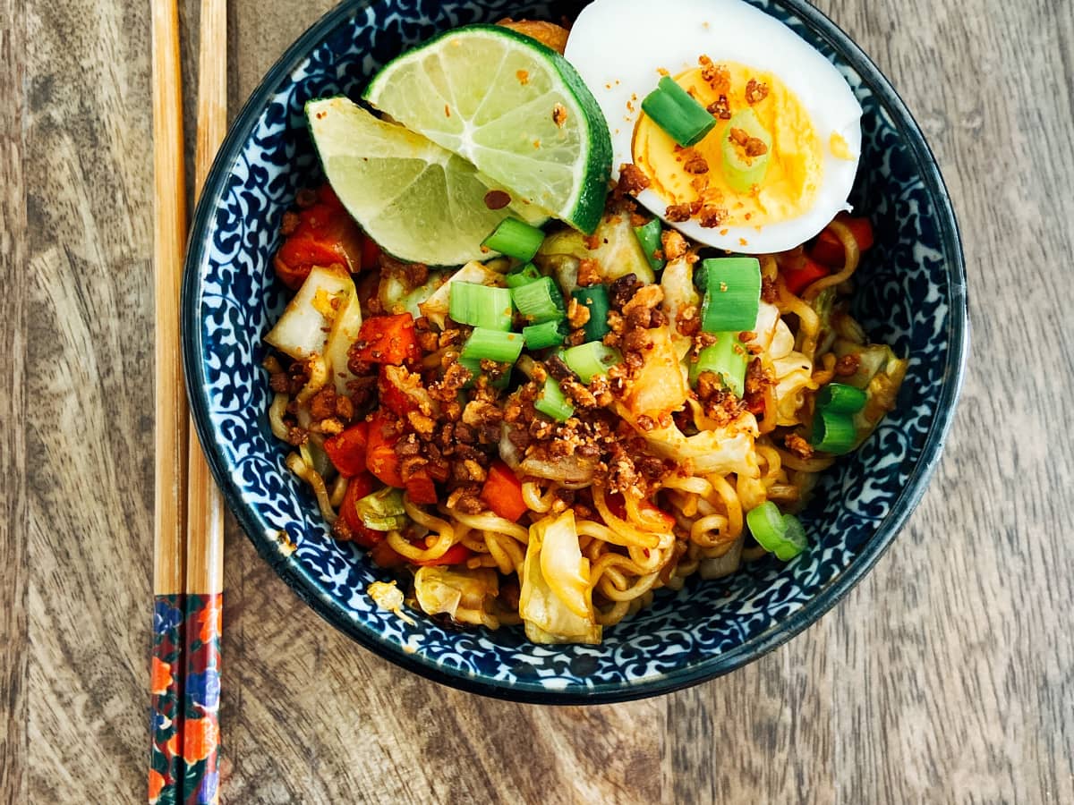 A chef's take on instant mie goreng