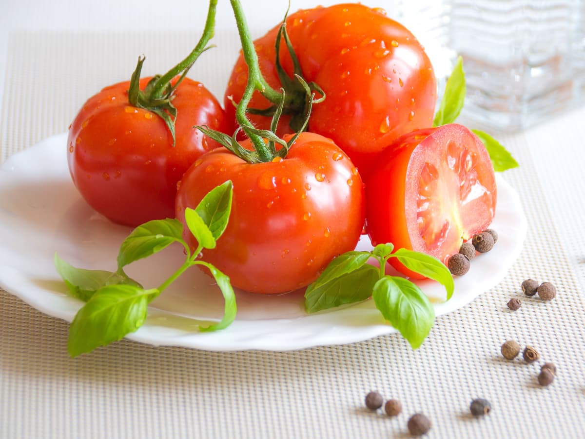 Taste the Difference - Try Tangerine & Beta Carotene Tomatoes for Yourself!