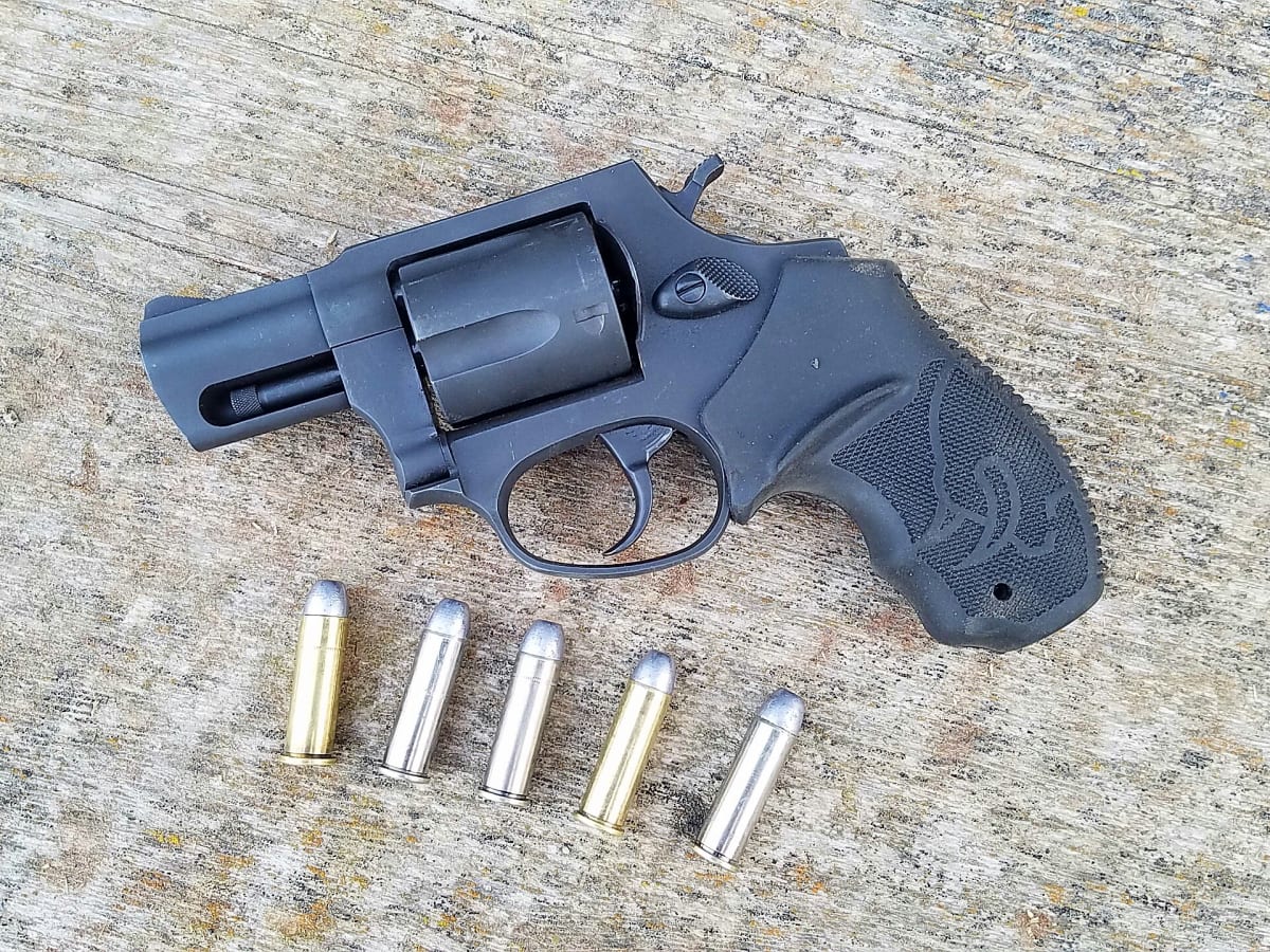Charter arms revolvers for self defense - daxpay