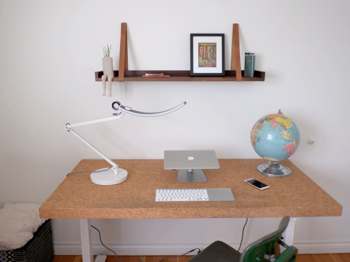 How to Achieve the Perfect Desk Lamp Placement