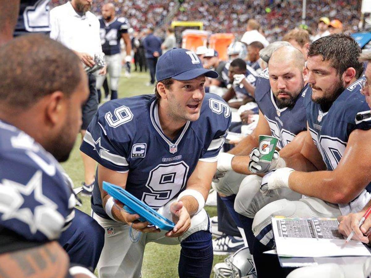 Tony Romo: More Than a Quarterback - HowTheyPlay