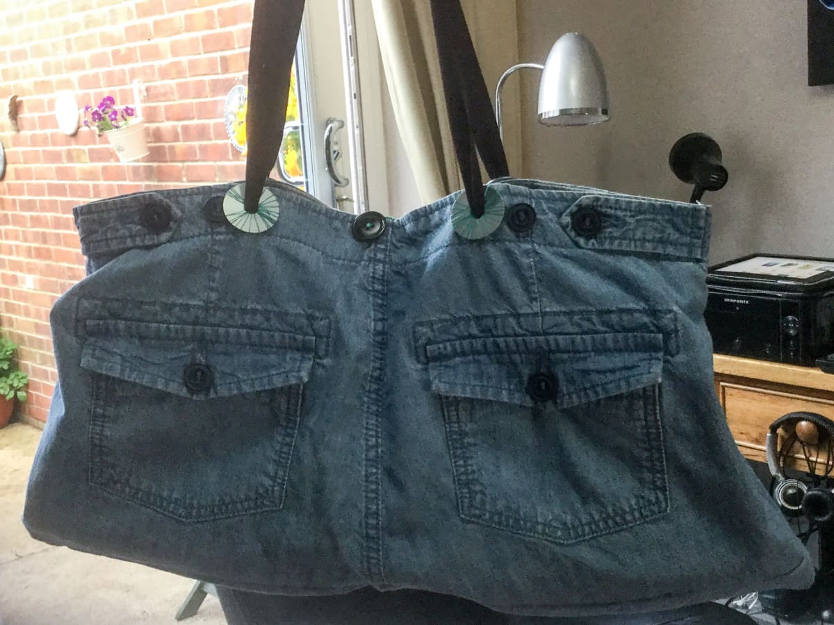 Upcycled Denim Bag Patchwork Denim Bag Boro Sashiko Hand | Etsy | Upcycled  denim tote, Upcycled denim, Recycled jeans bag