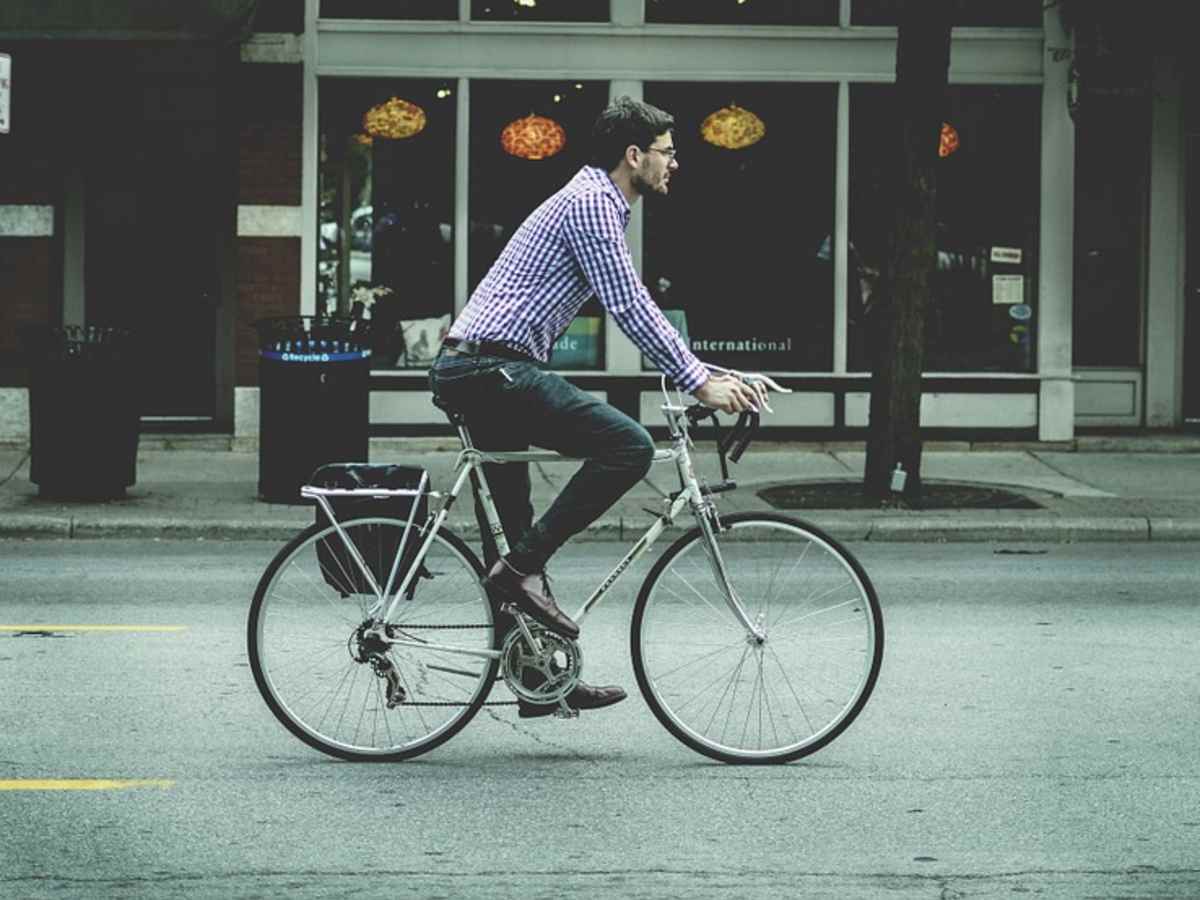 12 Advantages Of Cycling Over Driving Skyaboveus Follow that logic to riding a bike, does that mean the bike is in charge? 12 advantages of cycling over driving