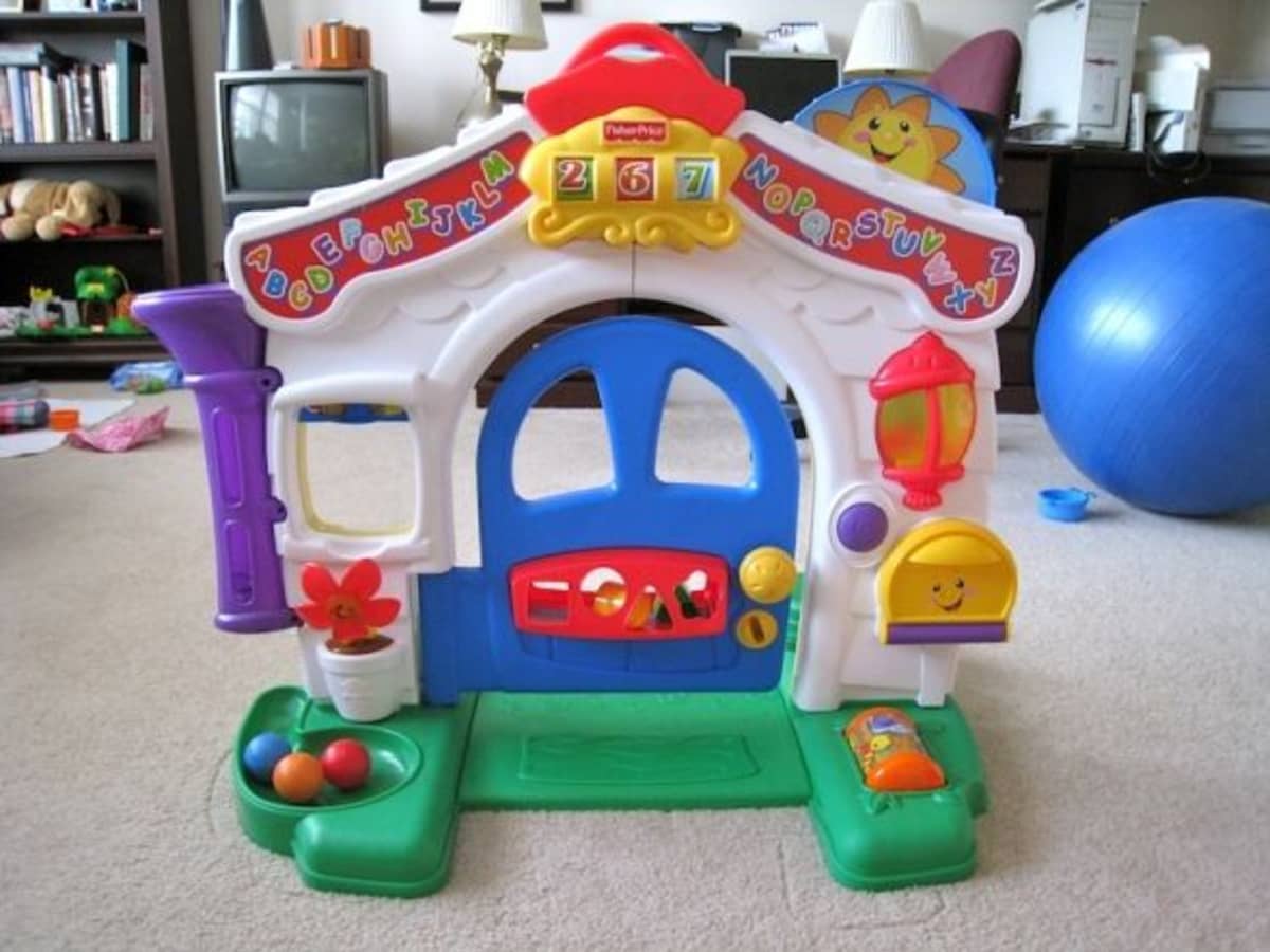 The Fisher-Price Laugh and Learn Learning Home -