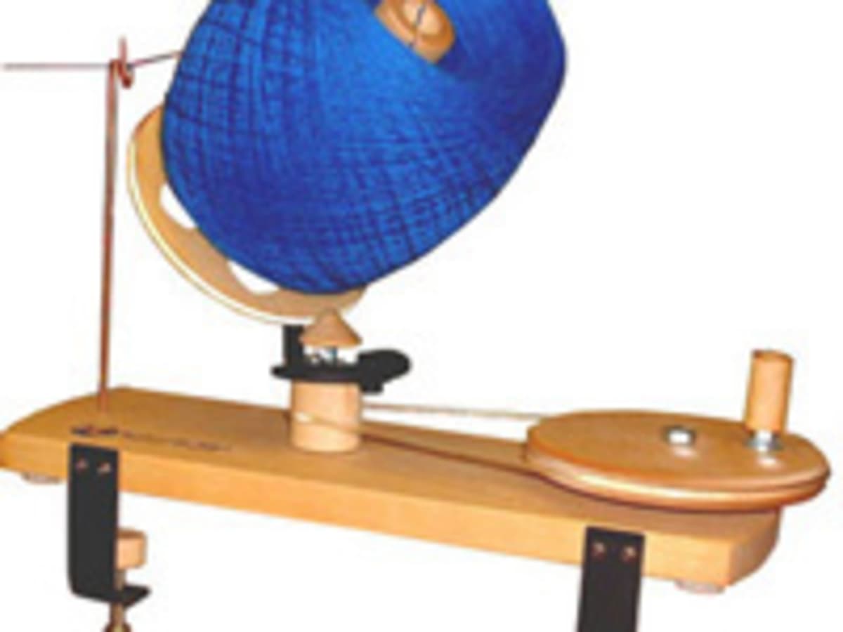 Yarn Ball Winder Wood Hand Yarn Winder for Knitting and Crochet - Helps  Make Large and Small String Balls Fiber Ball for Household Use