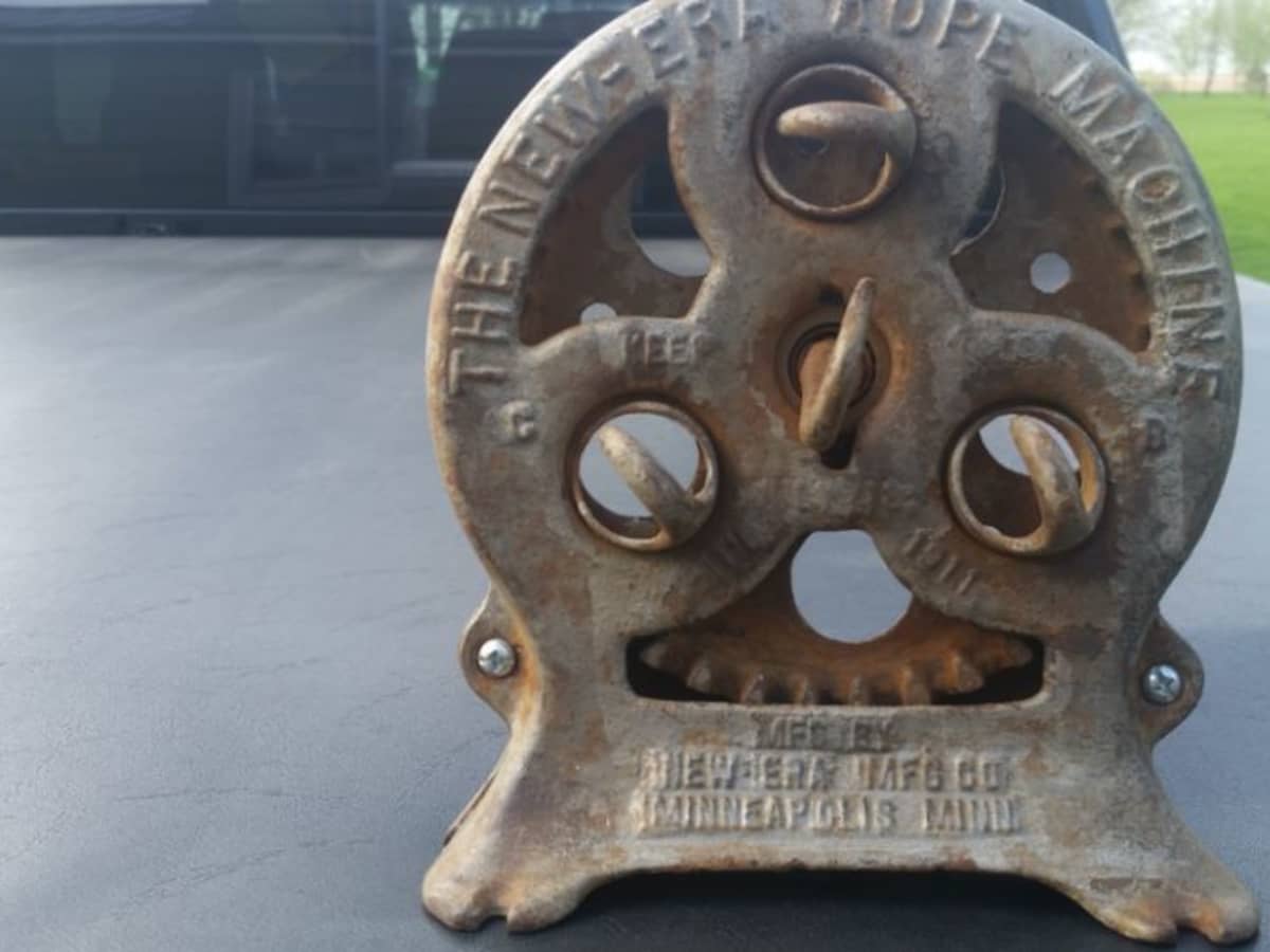 Minnesota Musing: Antique New Era Rope Machine - Collecting The Pieces -  HubPages