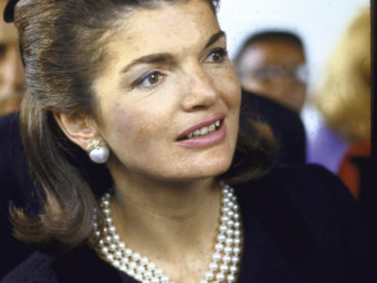 jackie kennedy necklace