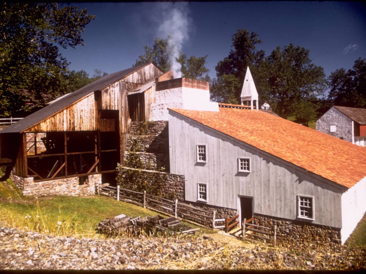 https://images.saymedia-content.com/.image/ar_4:3%2Cc_fill%2Ccs_srgb%2Cfl_progressive%2Cq_auto:eco%2Cw_1200/MTc2Mjk3MDQ0NjI4MjE5MDcw/historic-iron-furnace-sites-in-southeastern-pennsylvania-hopewell-and-cornwall.jpg