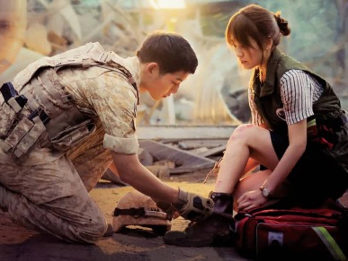 10 Reasons to Watch Descendants Of The Sun