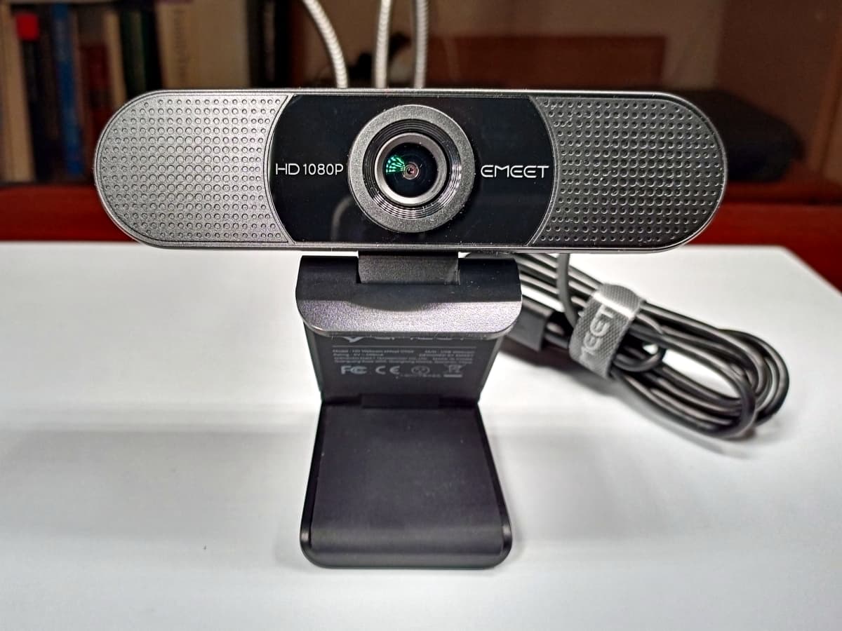 eMeet SmartCam C960 review: Low-cost webcam is popular for a