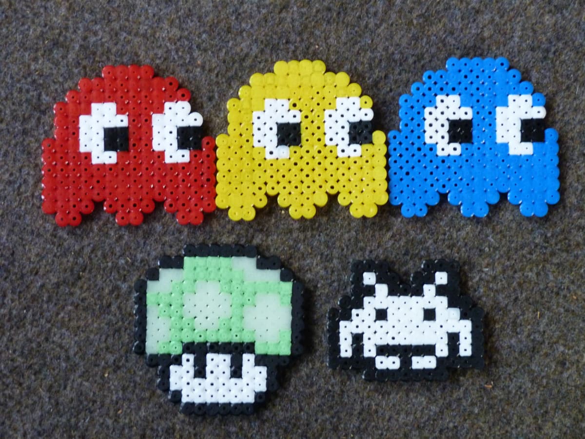 Perler Beads Set of 4 Glow in the Dark Pac Man Coasters -   Perler  bead disney, Diy perler beads, Easy perler beads ideas