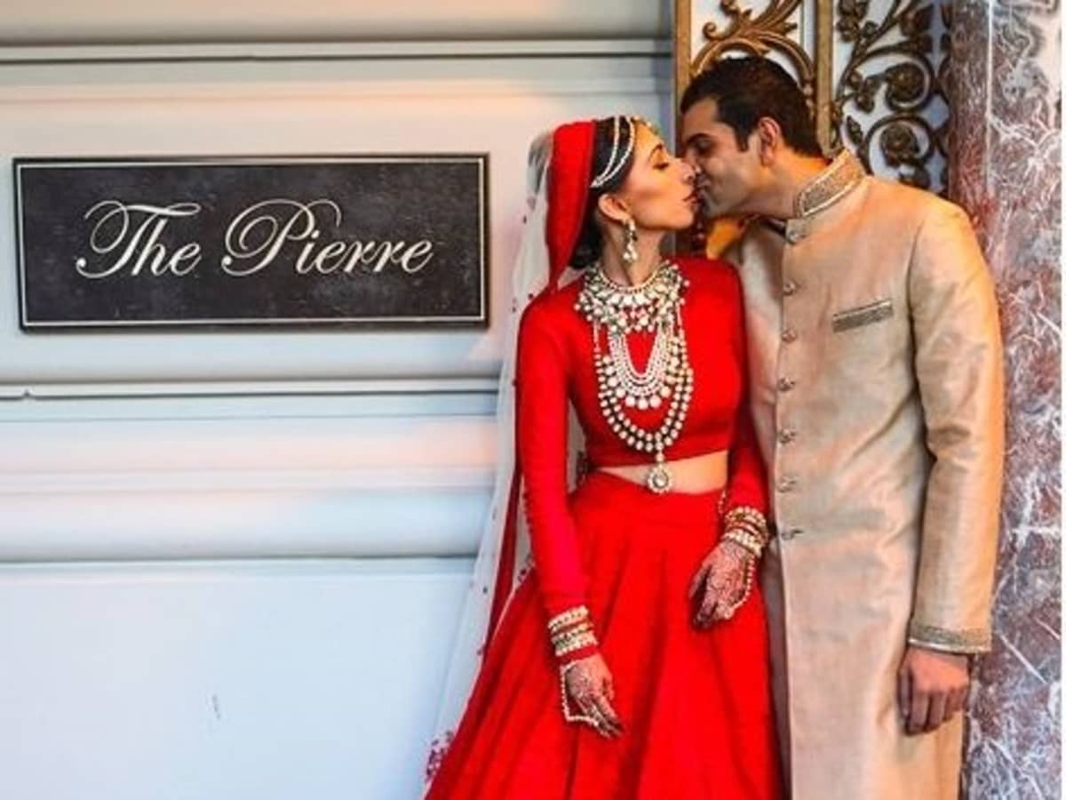 Pakistani Bridal Outfit, Lehenga, Pakistani/indian/bengali Wedding Dress,  Gharara - Etsy