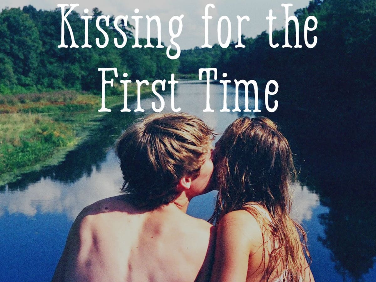 وليمة بابا وشاح  How to Kiss Someone for the First Time - PairedLife